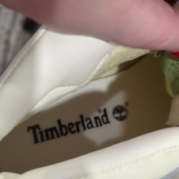 Like NEW Timberland Field Leather Boots - Picture 9 of 9